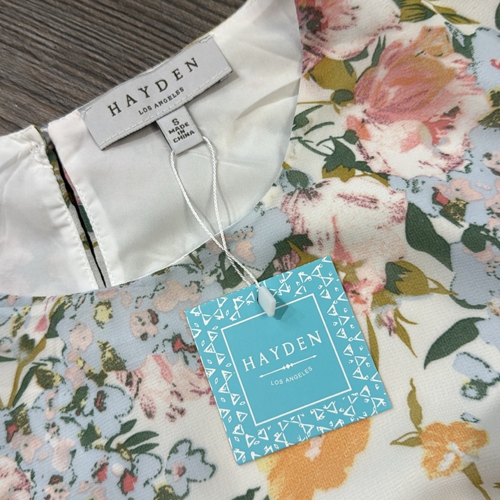 Hayden Floral Peplum Blouse Small NWT Flutter Sleeve Cottagecore Romantic Top - Picture 7 of 9